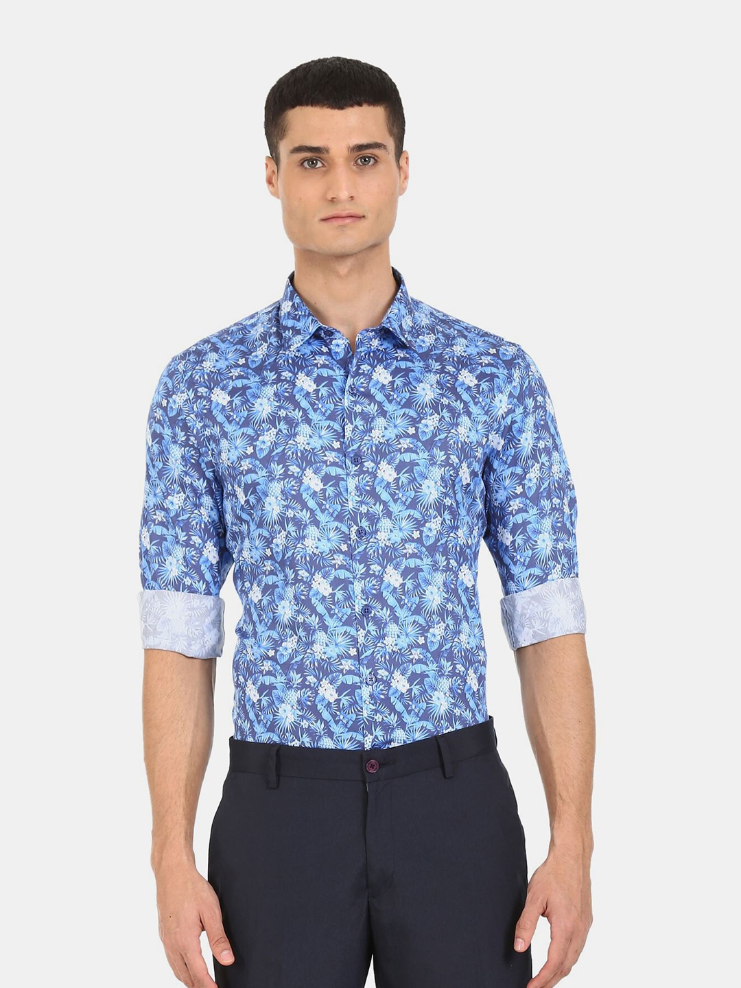 Excalibur Men Blue Slim Fit Printed Casual Shirt