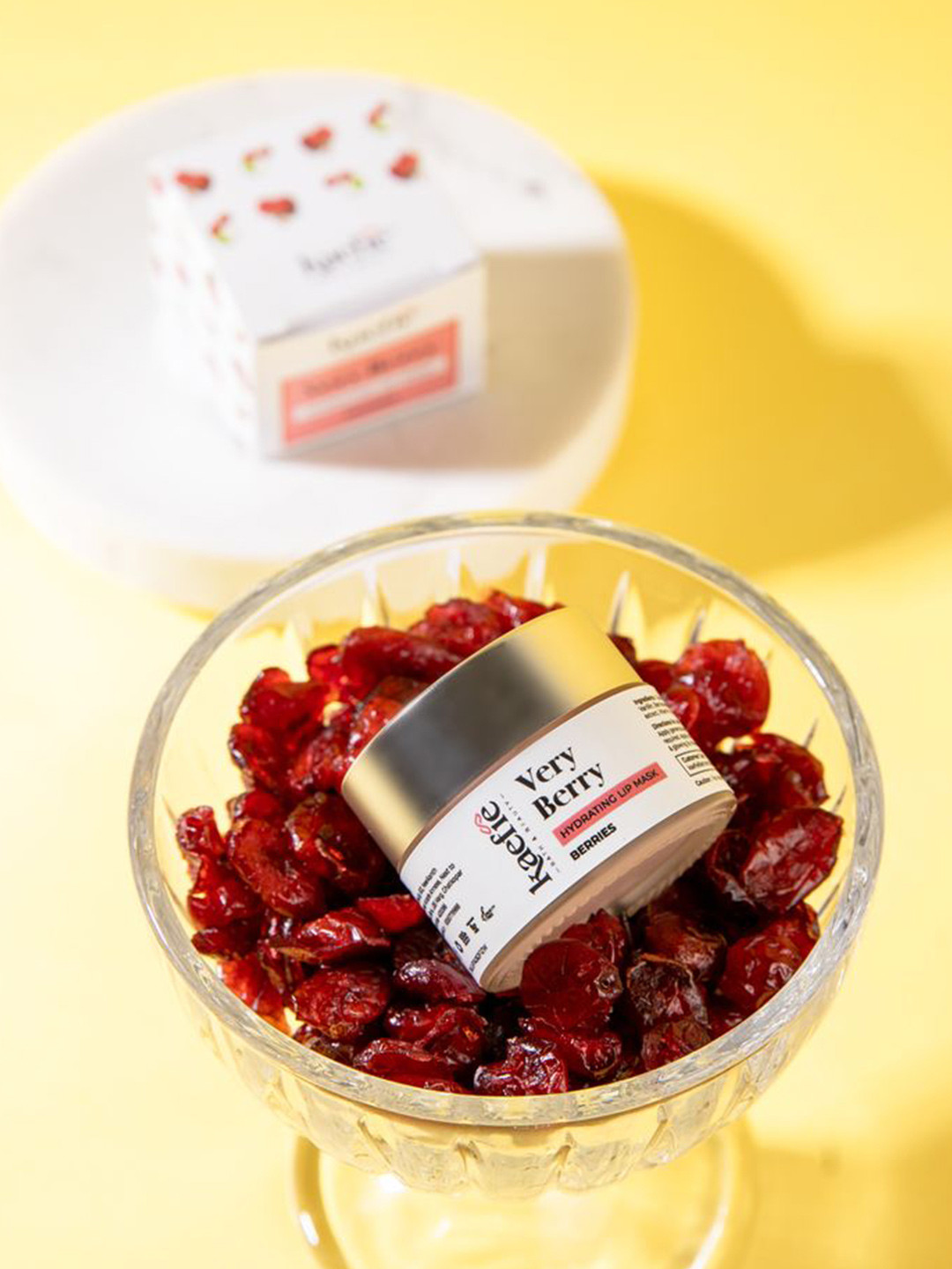 KAEFIE BEAUTY Very Berry Hydrating Lip Mask with Berries & Shea Butter - 15g, Pink
KAEFIE BEAUTY Very Berry Hydrating Lip Mask with Berries & Shea Butter - 15g, Pink