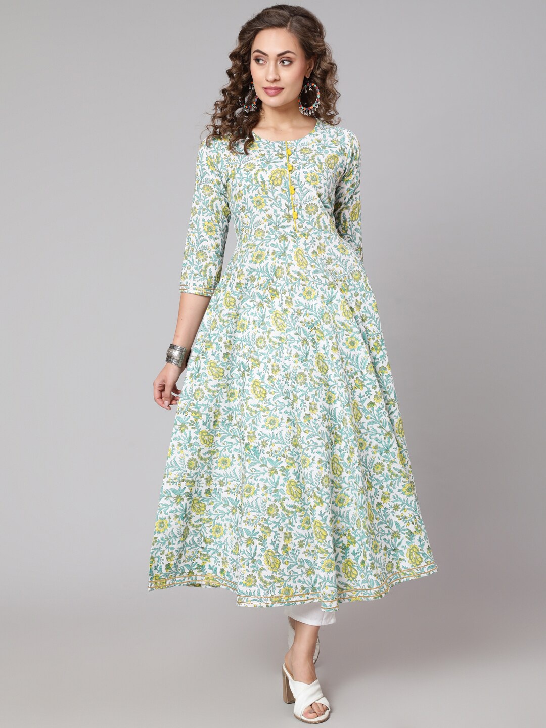 GLAM ROOTS Women Green Geometric Printed Keyhole Neck Cold-Shoulder Sleeves Thread Work Floral Anarkali Kurta
GLAM ROOTS Women Green Geometric Printed Keyhole Neck Cold-Shoulder Sleeves Thread Work Floral Anarkali Kurta