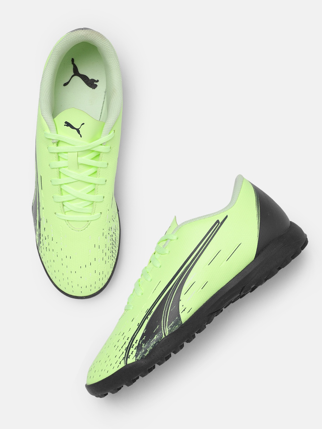 Puma Men ULTRA PLAY TT Football Shoes, Fluorescent green