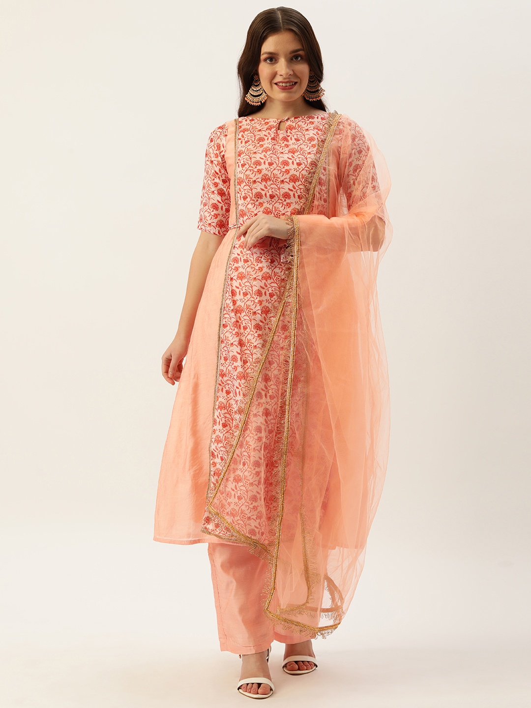 Ethnovog Women Peach-Coloured Floral Made To Measure Kurta with Trousers With Dupatta
Ethnovog Women Peach-Coloured Floral Made To Measure Kurta with Trousers With Dupatta