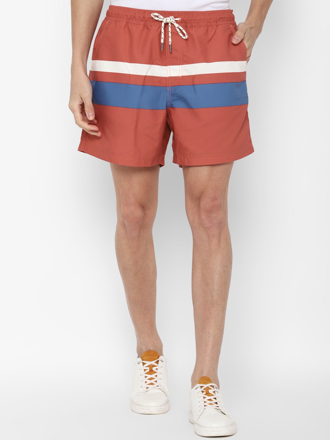 AMERICAN EAGLE OUTFITTERS Men Rust Recycled Polyester Colourblocked Trunk
AMERICAN EAGLE OUTFITTERS Men Rust Recycled Polyester Colourblocked Trunk