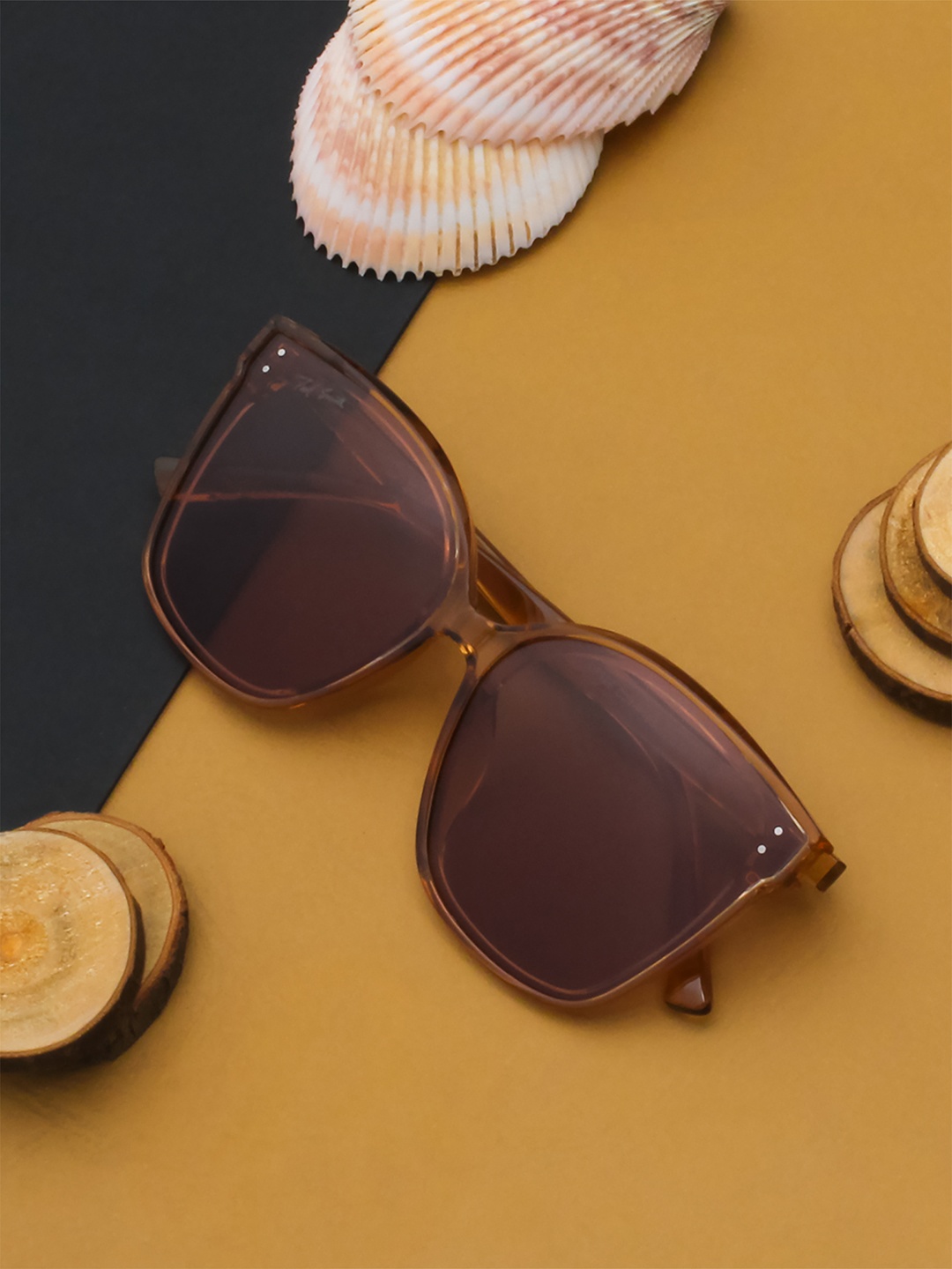 Ted Smith Unisex Brown Lens & Brown Square Sunglasses with Polarised and UV Protected Lens
Ted Smith Unisex Brown Lens & Brown Square Sunglasses with Polarised and UV Protected Lens