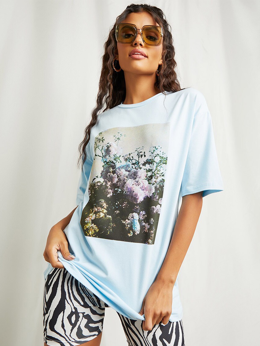 Styli Blue Flower Photograph Print Oversized T-shirt