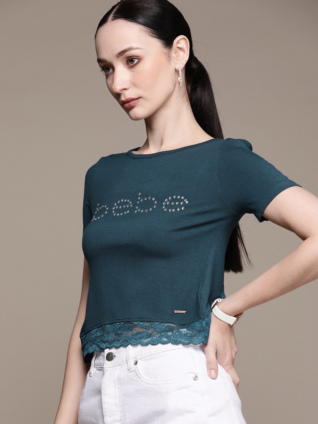 bebe Women Teal Blue Season Staple Brand Logo Embellished Lace Inserts Styled Back Top
bebe Women Teal Blue Season Staple Brand Logo Embellished Lace Inserts Styled Back Top