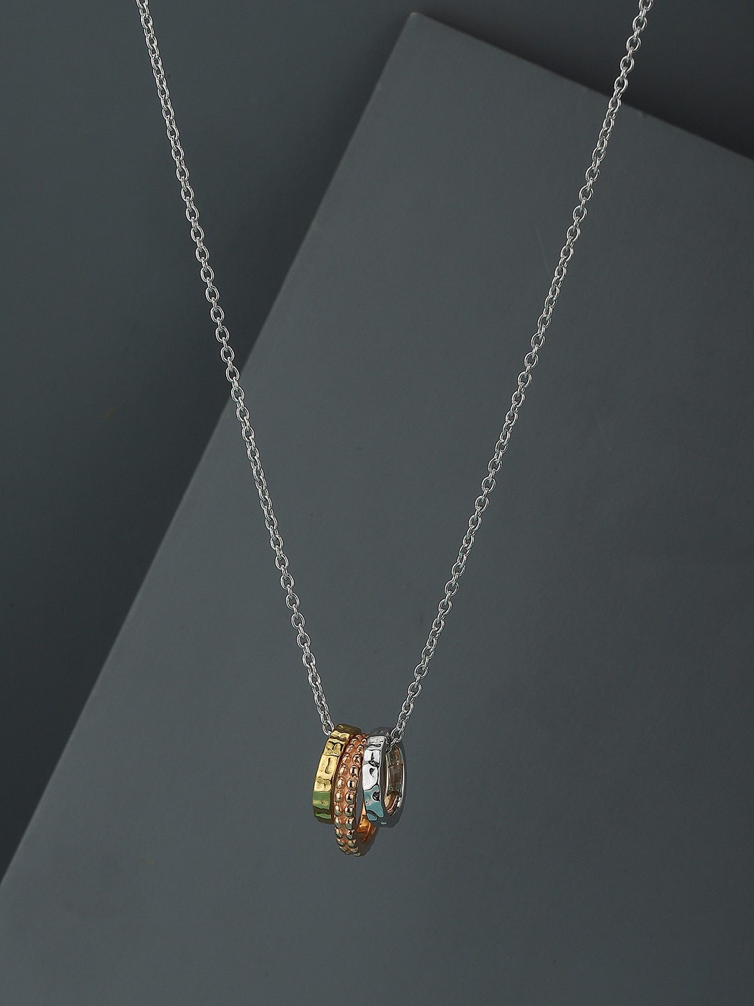 VANBELLE Silver-Toned & Gold-Toned Sterling Silver Rhodium-Plated Handcrafted Necklace
VANBELLE Silver-Toned & Gold-Toned Sterling Silver Rhodium-Plated Handcrafted Necklace