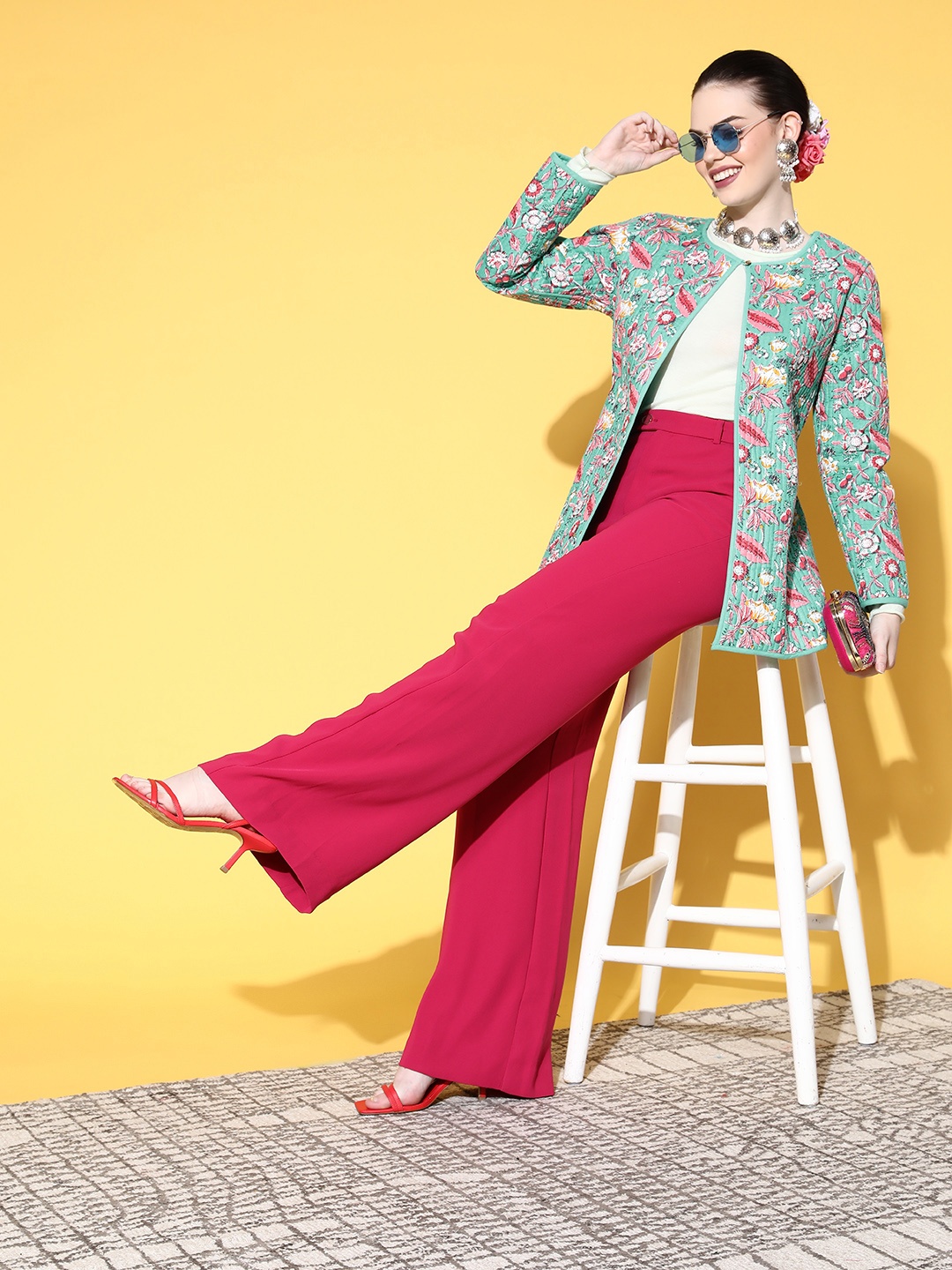 HERE&NOW Women Sea Green & Pink Floral Printed Cotton Longline Open Front Ethnic Jacket
HERE&NOW Women Sea Green & Pink Floral Printed Cotton Longline Open Front Ethnic Jacket