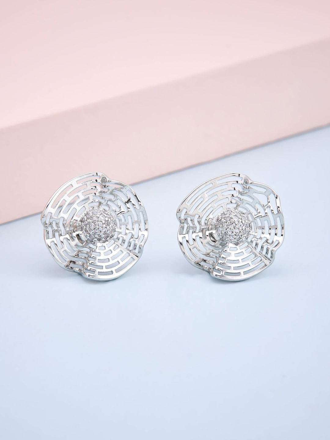 Kushal's Fashion Jewellery White Floral Studs Earrings
Kushal's Fashion Jewellery White Floral Studs Earrings