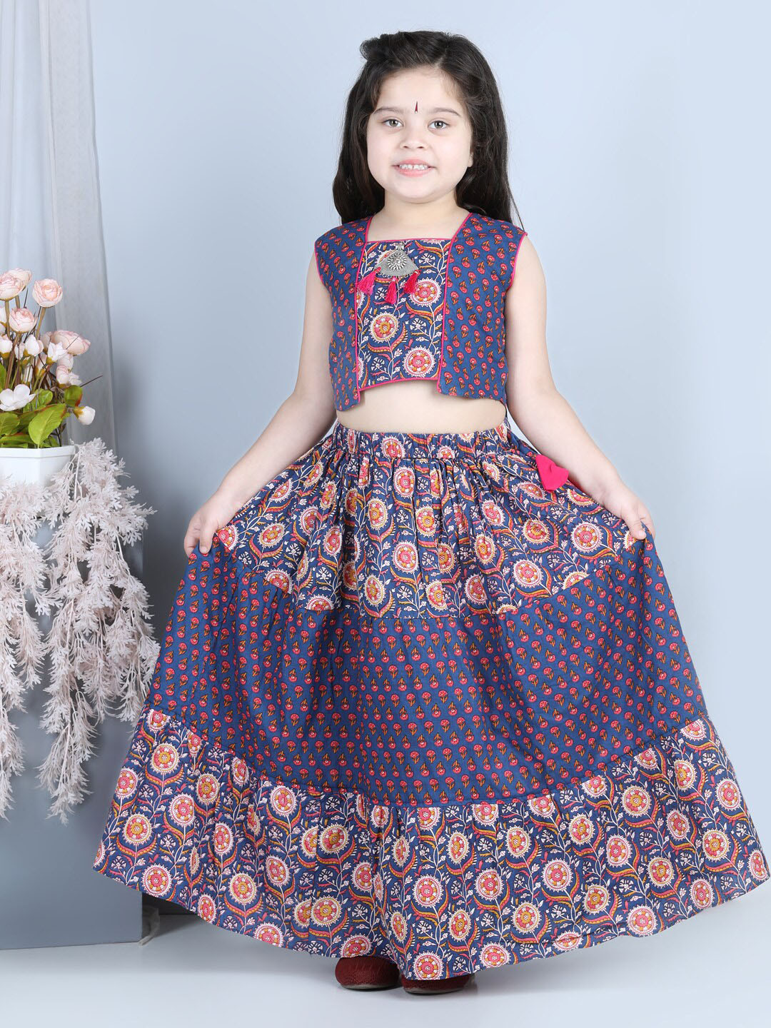 Kinder Kids Girls Blue & Pink Printed Ready to Wear Lehenga &
Kinder Kids Girls Blue & Pink Printed Ready to Wear Lehenga &