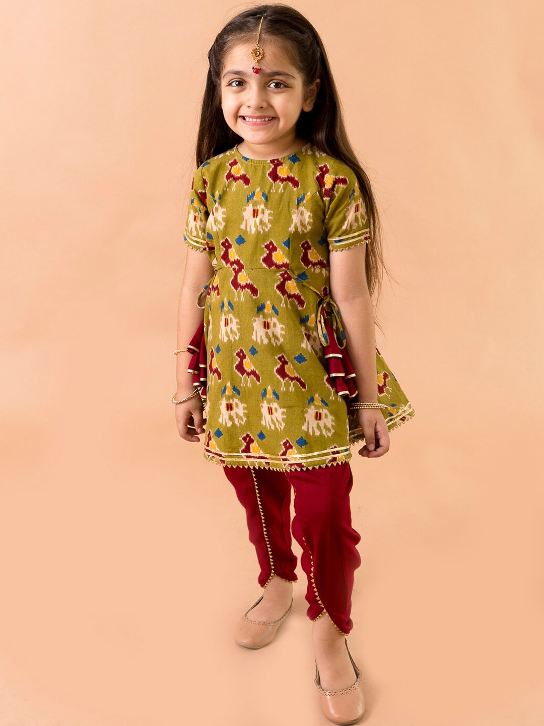 Fairies Forever Girls Green Ethnic Motifs Printed Gotta Patti Pure Cotton Kurti with Trousers
Fairies Forever Girls Green Ethnic Motifs Printed Gotta Patti Pure Cotton Kurti with Trousers