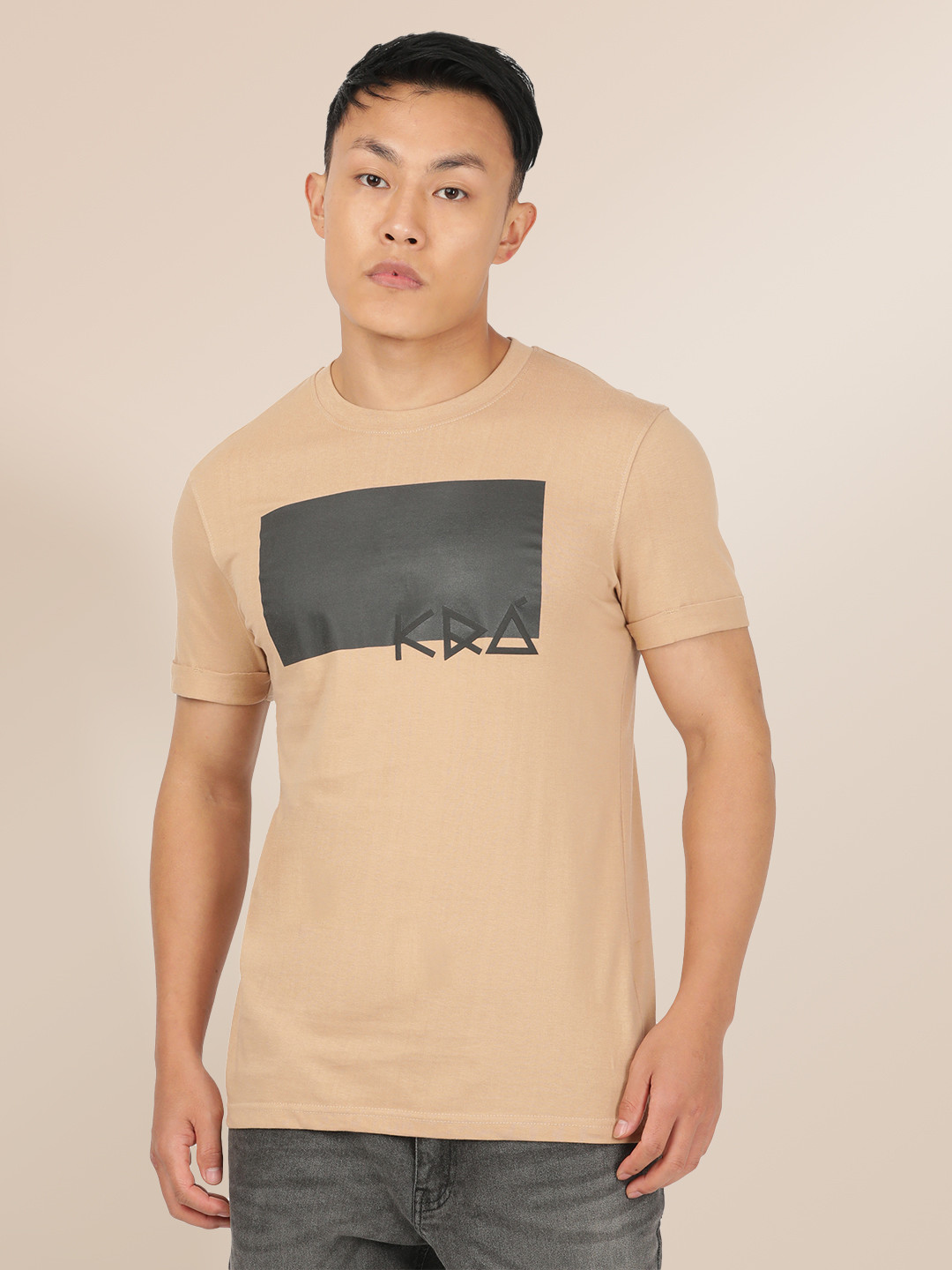 KRA Men Camel Brown Printed Slim Fit T-shirt 
KRA Men Camel Brown Printed Slim Fit T-shirt
