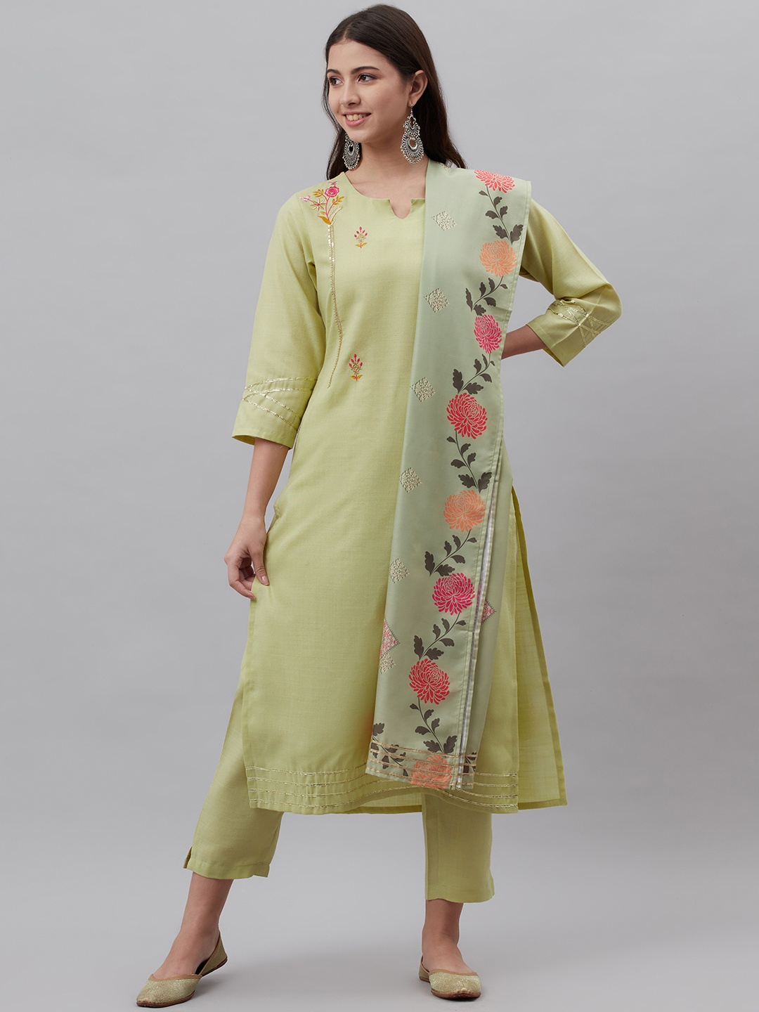 RAJGRANTH Women Green Floral Embroidered Gotta Patti Kurta with Trousers & With Dupatta
RAJGRANTH Women Green Floral Embroidered Gotta Patti Kurta with Trousers & With Dupatta