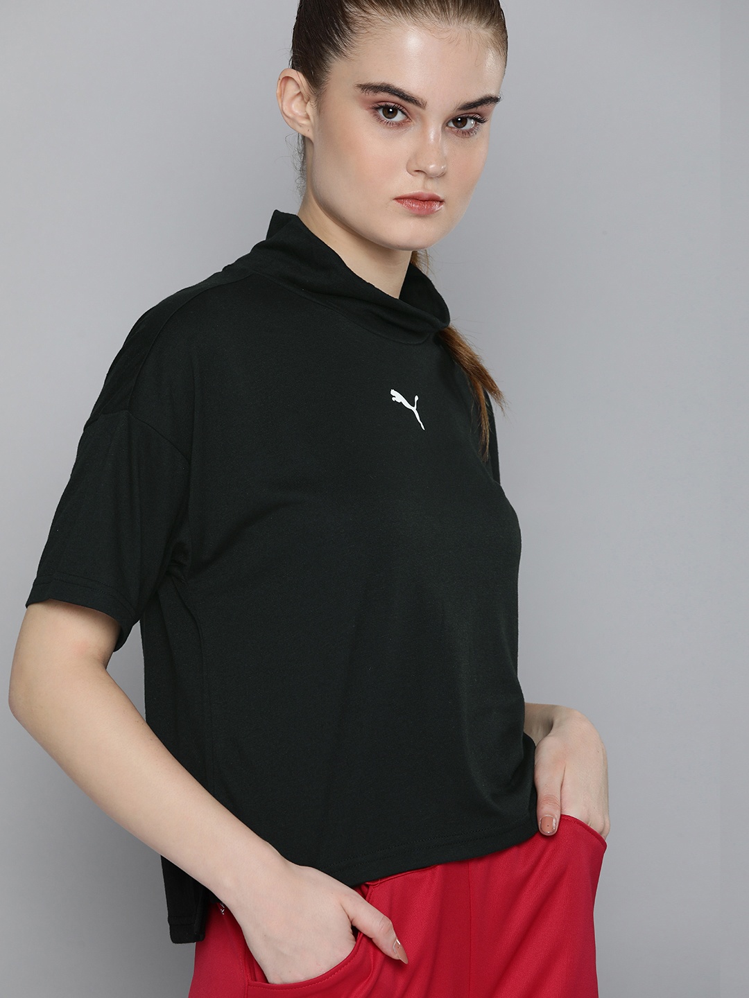Puma Women Relaxed Fit Solid High Neck Drop-Shoulder Sleeves Open Road Relaxed Fit T-Shirt, Black
Puma Women Relaxed Fit Solid High Neck Drop-Shoulder Sleeves Open Road Relaxed Fit T-Shirt, Black