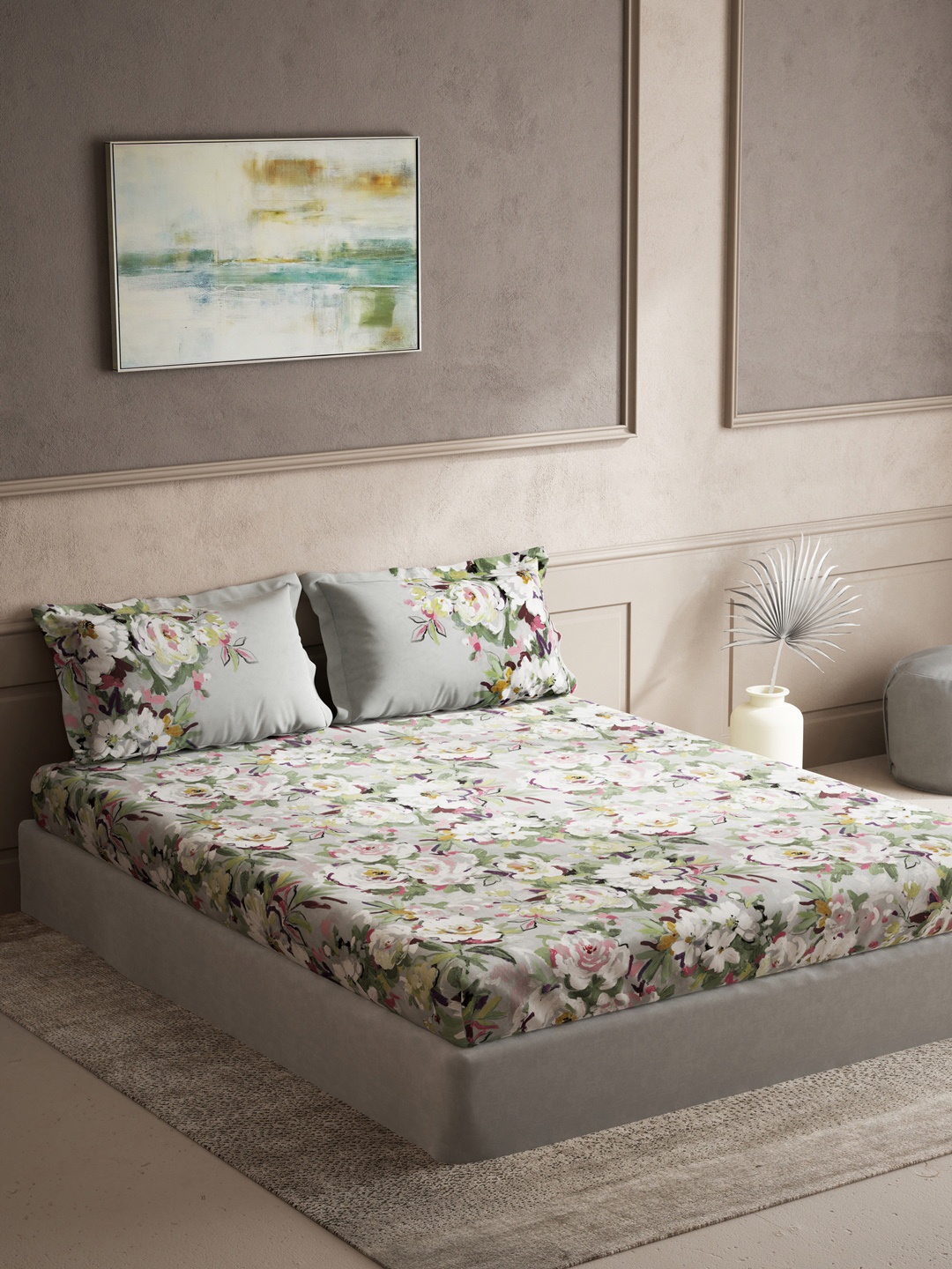 DDecor Grey & White Floral 140 TC Cotton King Bedsheet with 2 Pillow Covers