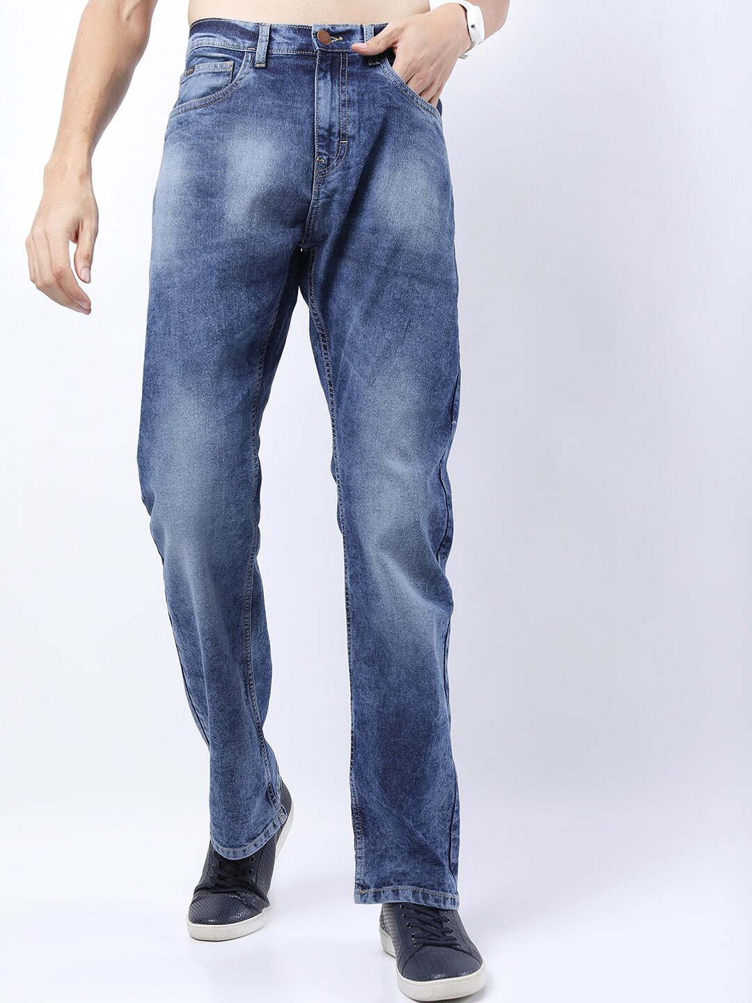 KETCH Men Blue Bootcut Mildly Distressed Heavy Fade Stretchable Jeans
KETCH Men Blue Bootcut Mildly Distressed Heavy Fade Stretchable Jeans