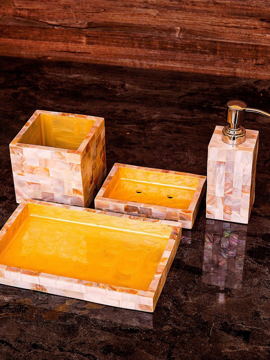 StatueStudio Set Of 4 Pearl Bathroom Accessories, Multi