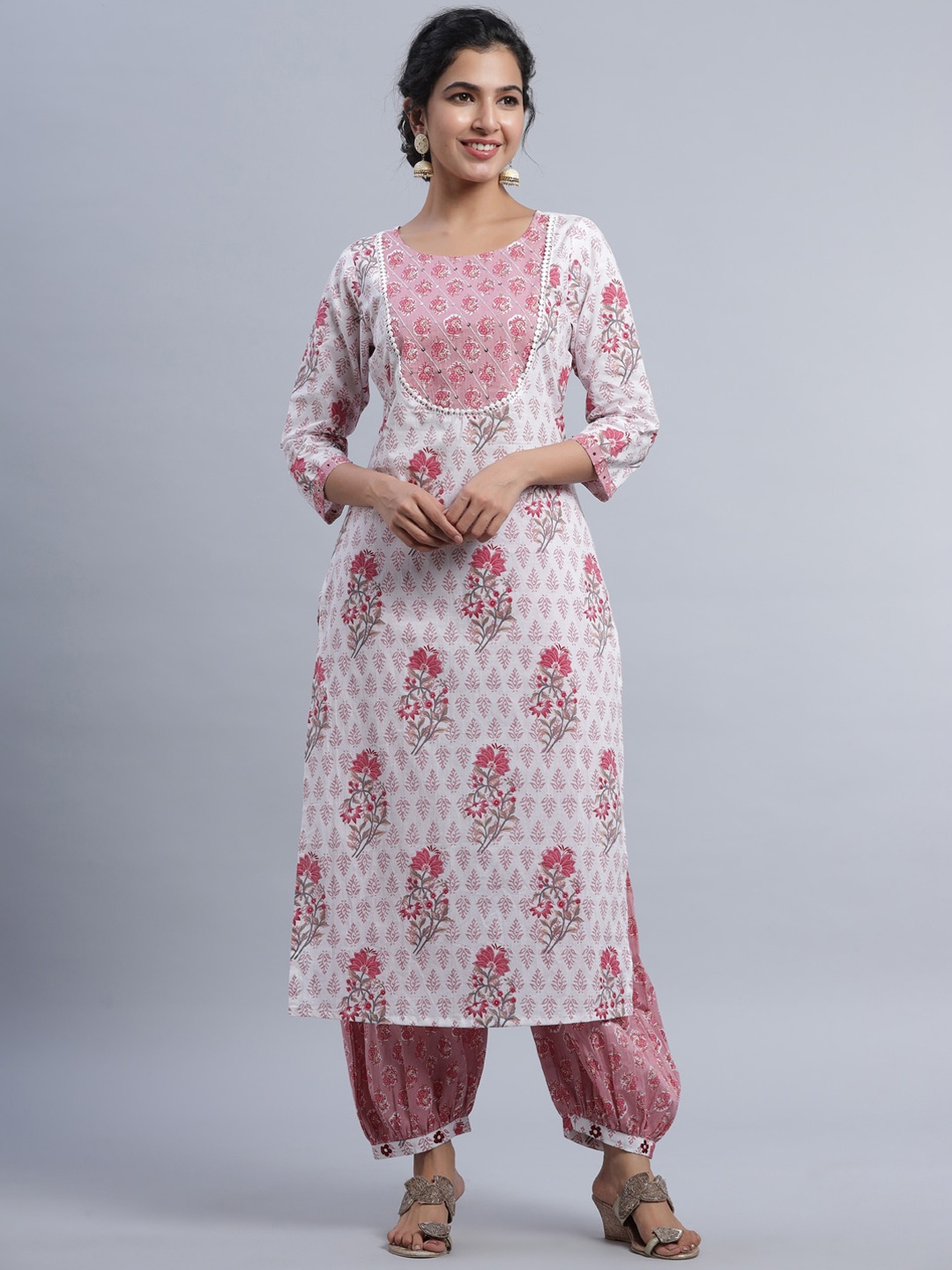 Indian Virasat Women White Floral Printed Beads and Stones Pure Cotton Kurti with Salwar
Indian Virasat Women White Floral Printed Beads and Stones Pure Cotton Kurti with Salwar