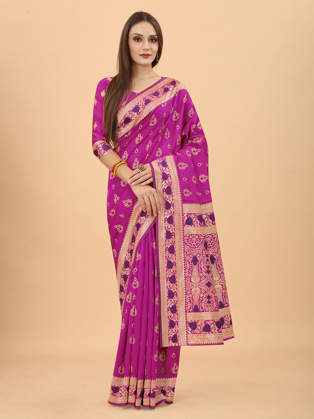INDI AVTAAR Pink & Gold-Toned Woven Design Zari Silk Cotton Heavy Work Banarasi Saree
INDI AVTAAR Pink & Gold-Toned Woven Design Zari Silk Cotton Heavy Work Banarasi Saree