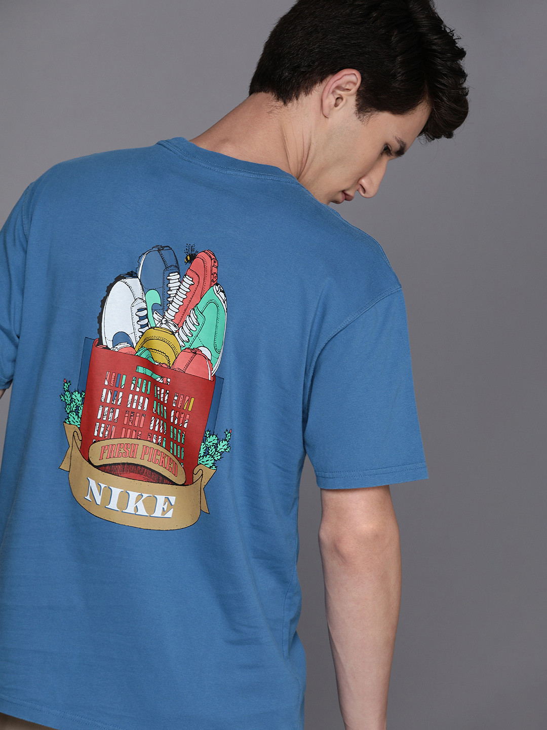 Nike Men Blue Graphic Back Print Round Neck AS Sportswear MRCV Loose Outdoor T-shirt
Nike Men Blue Graphic Back Print Round Neck AS Sportswear MRCV Loose Outdoor T-shirt