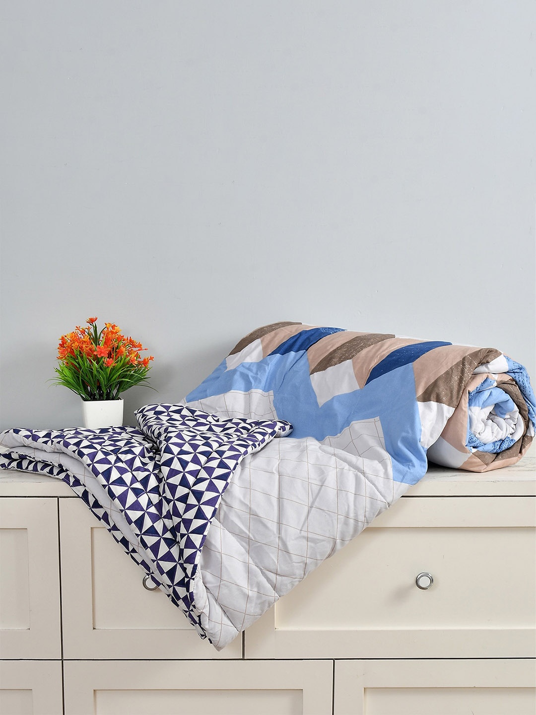 Florida Blue King-Size Printed AC Comforter With Bedsheet & 2 Pillow Cover Set
