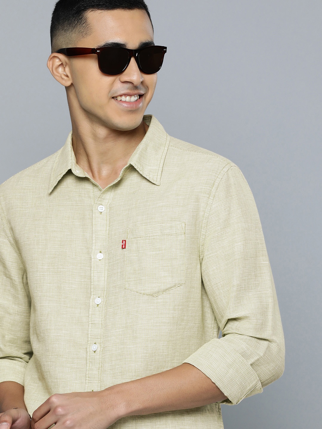 Levis Men Light Olive Green And White Self Design Slim Fit Cotton Linen Casual Shirt
Levis Men Light Olive Green And White Self Design Slim Fit Cotton Linen Casual Shirt