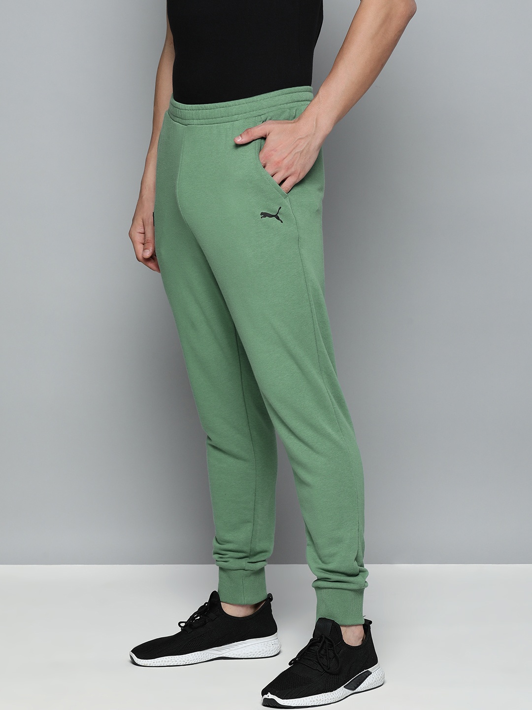 PUMA Motorsport Men Green Mercedes F1 Essentials Pure Cotton Sweat Pants