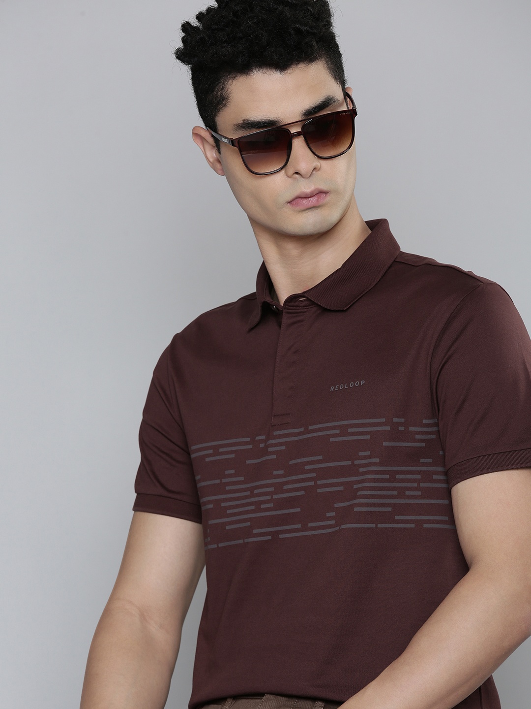 Levis Men Brown & Grey Abstract Print Polo Collar Regular Sleeves Pure Cotton T-shirt
Levis Men Brown & Grey Abstract Print Polo Collar Regular Sleeves Pure Cotton T-shirt