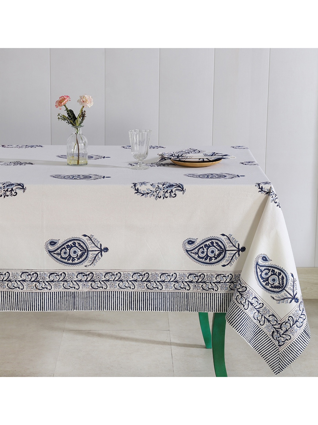HANDICRAFT PALACE White & Blue Paisley Hand Block Printed Cotton Table Cover & 6pc Napkins
HANDICRAFT PALACE White & Blue Paisley Hand Block Printed Cotton Table Cover & 6pc Napkins