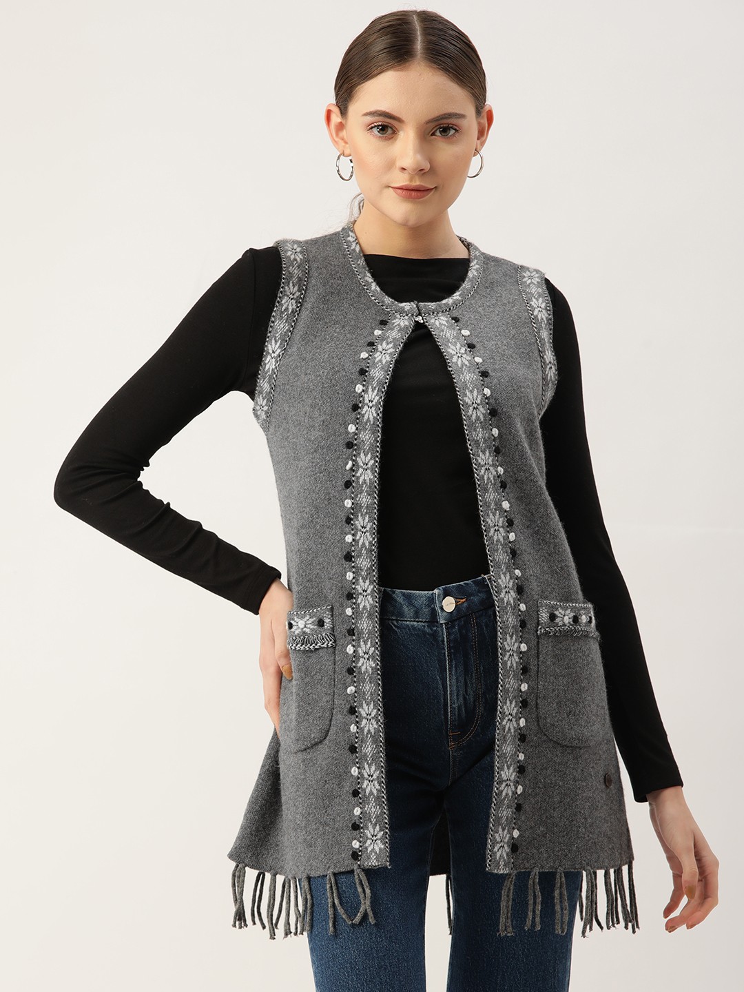 Monte Carlo Women Grey Embroidered with Embellished Detail Longline Front Open Sweater
Monte Carlo Women Grey Embroidered with Embellished Detail Longline Front Open Sweater