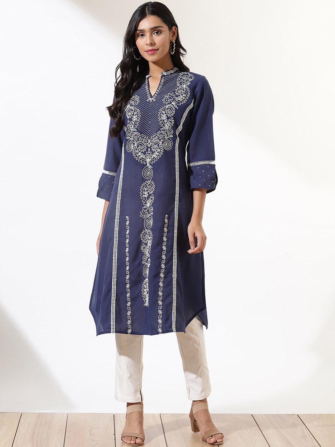 Lakshita Women Blue Ethnic Motifs Embroidered Thread Work Kurta