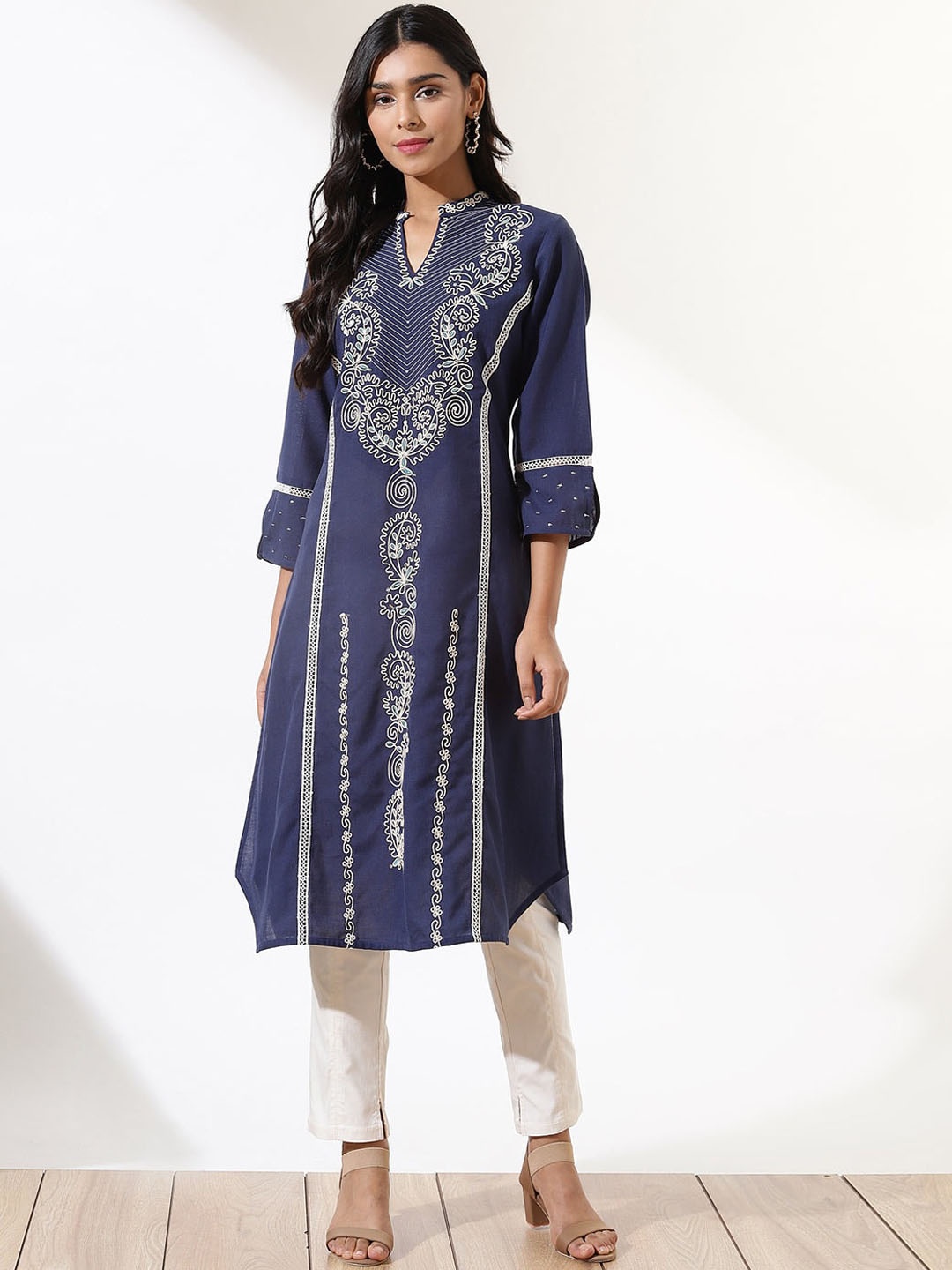 Lakshita Women Blue Ethnic Motifs Embroidered Thread Work Kurta