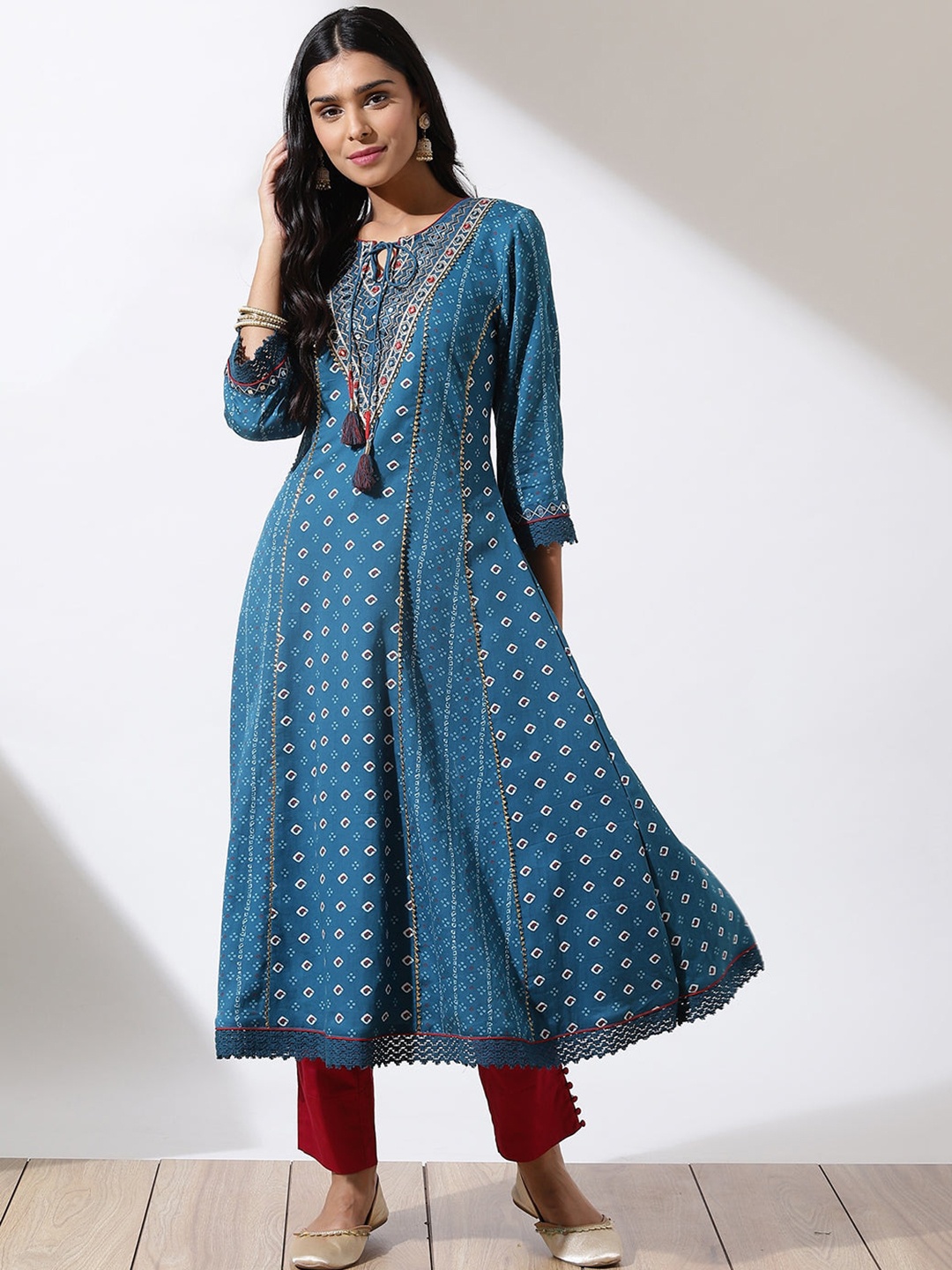 Lakshita Women Teal & White Bandhani Grandeur & Majestic Artwork Cotton Anarkali Kurta
Lakshita Women Teal & White Bandhani Grandeur & Majestic Artwork Cotton Anarkali Kurta