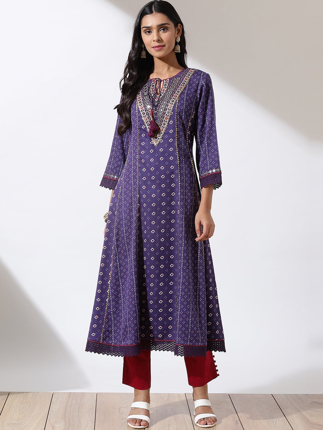 Lakshita Women Purple Bandhani Printed Mirror Work Pure Cotton Panelled A-Line Kurta
Lakshita Women Purple Bandhani Printed Mirror Work Pure Cotton Panelled A-Line Kurta
