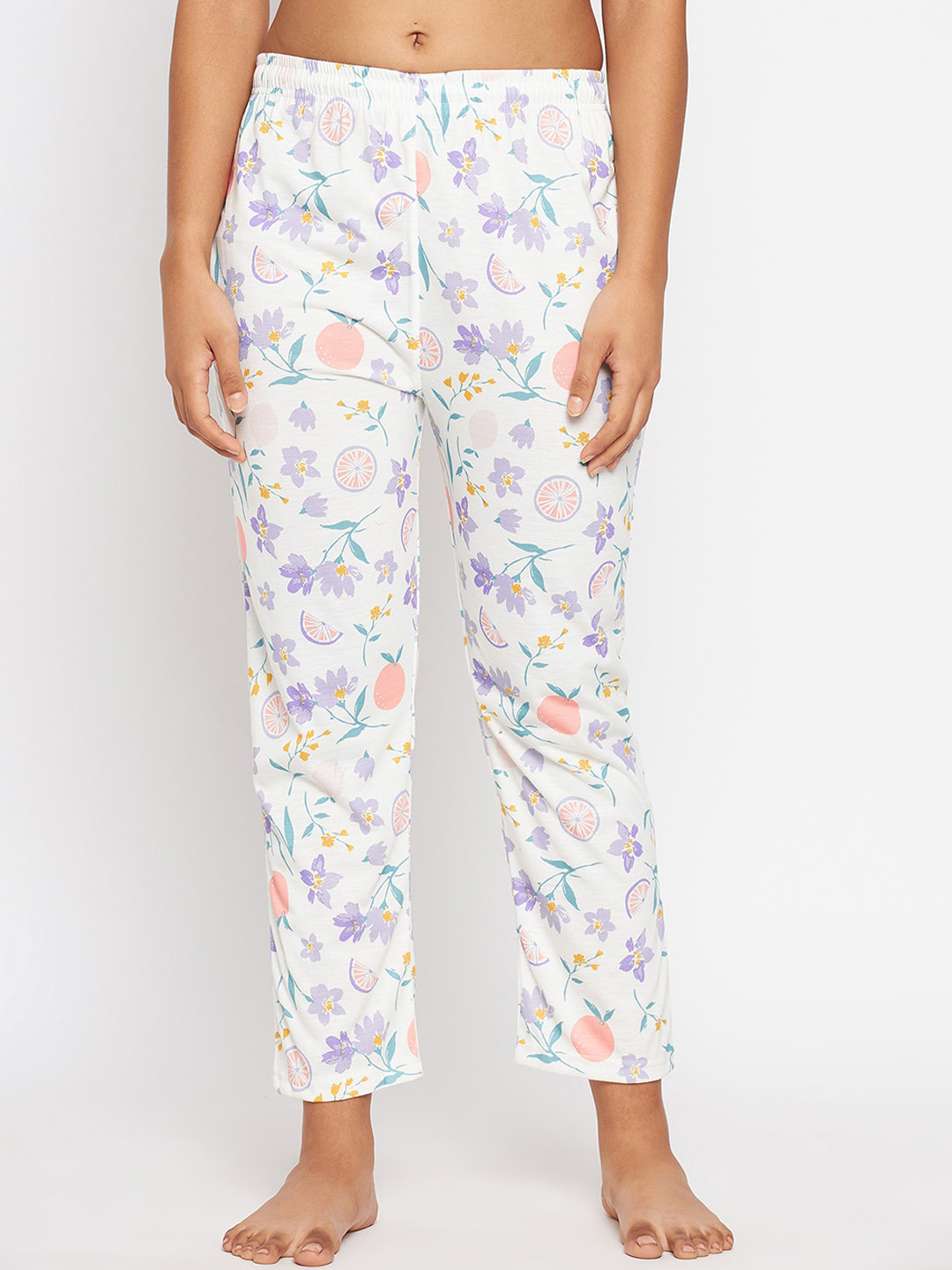 ALIZA Women White & Blue Printed Cotton Lounge Pants
ALIZA Women White & Blue Printed Cotton Lounge Pants