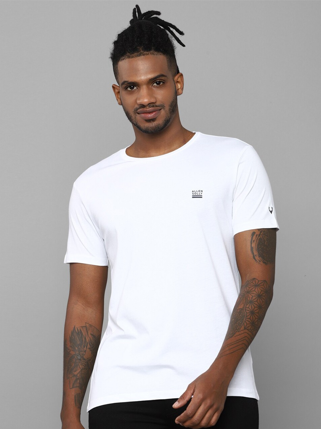 Allen Solly Men White Solid Pure Cotton Raw Edge T-shirt