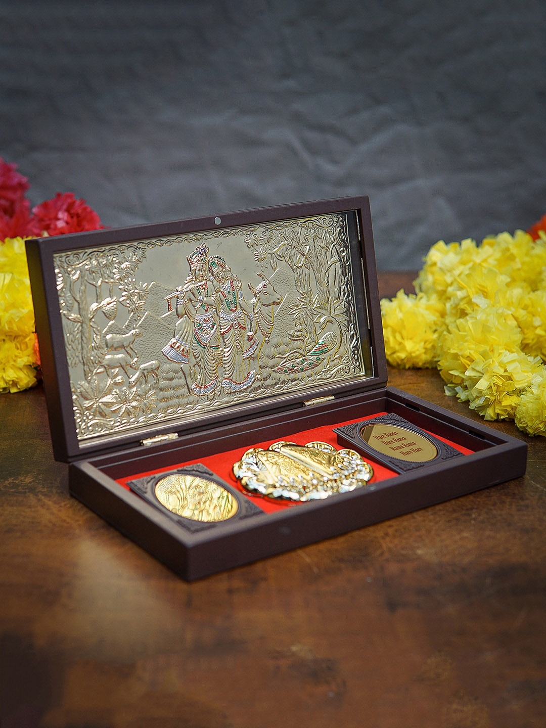 StatueStudio Gold-Toned Laxmi Ganesha Charan Paduka
