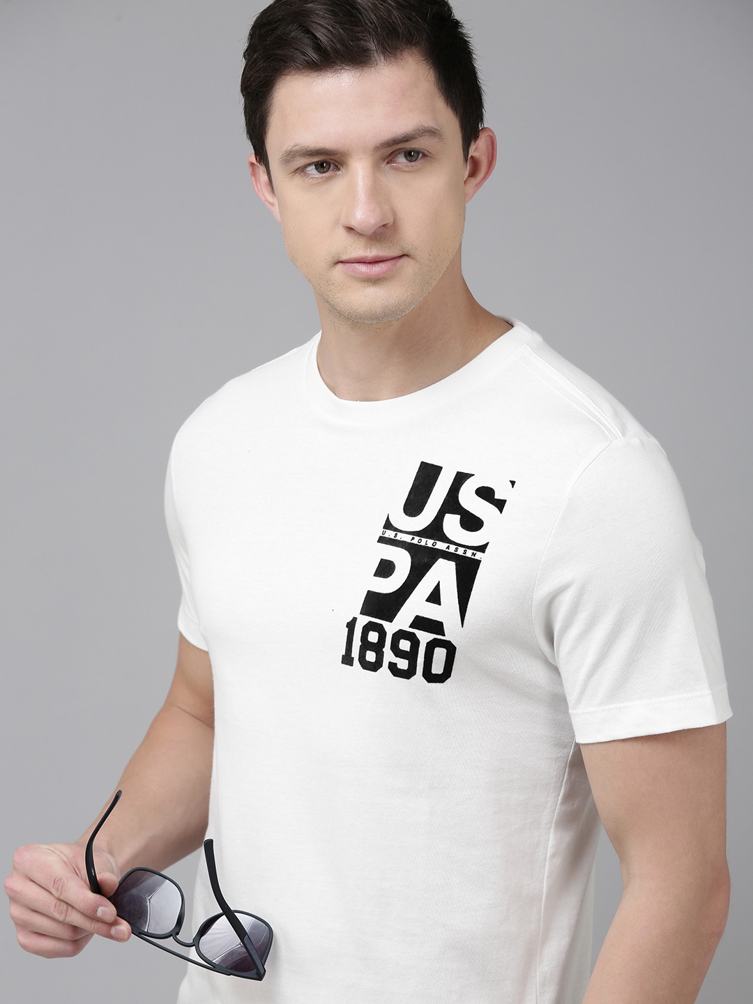 U.S. Polo Assn. Denim Co. Men Off White Brand Logo Printed Pure Cotton Slim Fit T-shirt
U.S. Polo Assn. Denim Co. Men Off White Brand Logo Printed Pure Cotton Slim Fit T-shirt