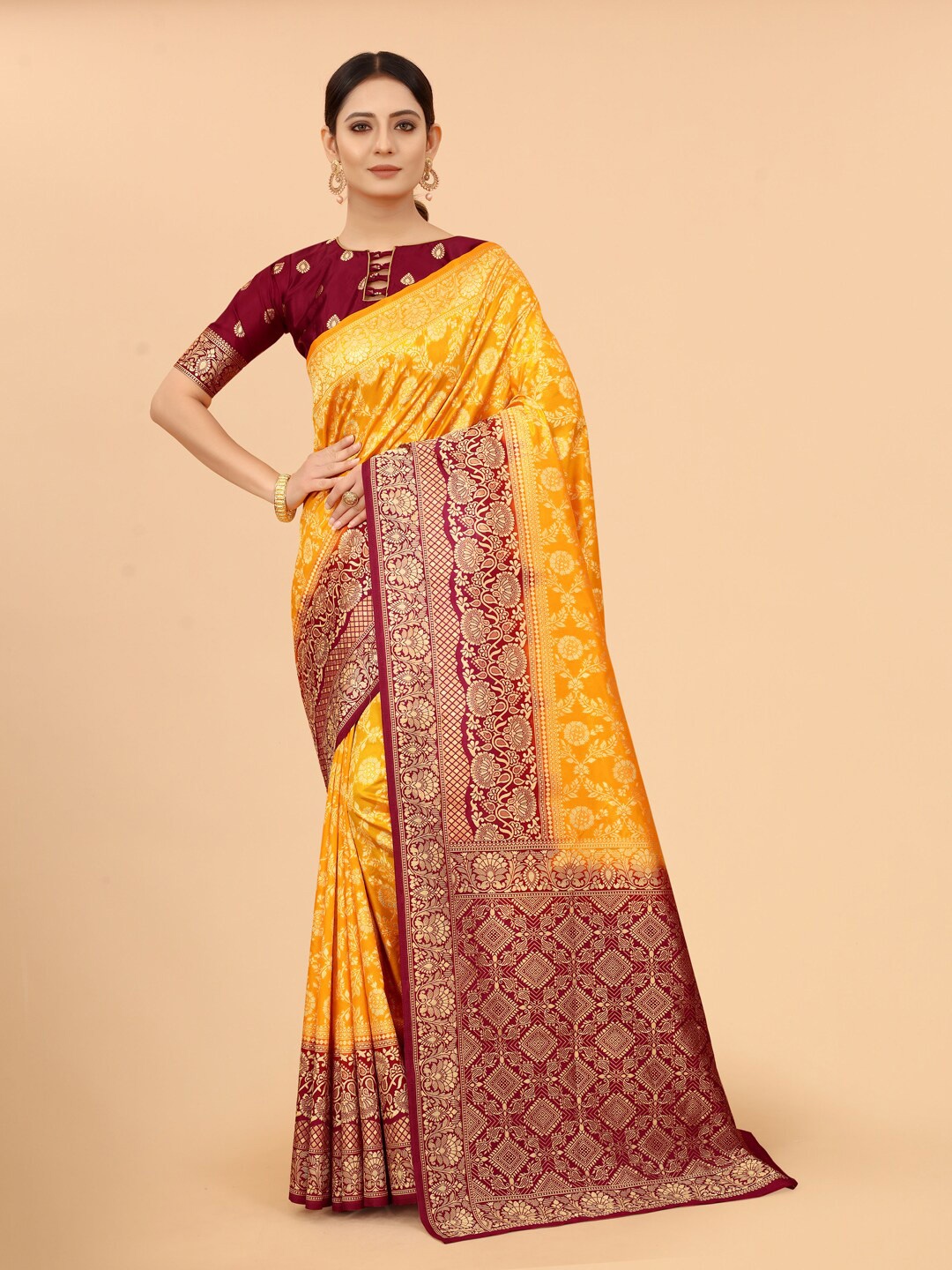 WELL WORN Women Gold-Toned & Maroon, Yellow Woven Design Zari Silk Cotton Banarasi Saree
WELL WORN Women Gold-Toned & Maroon, Yellow Woven Design Zari Silk Cotton Banarasi Saree