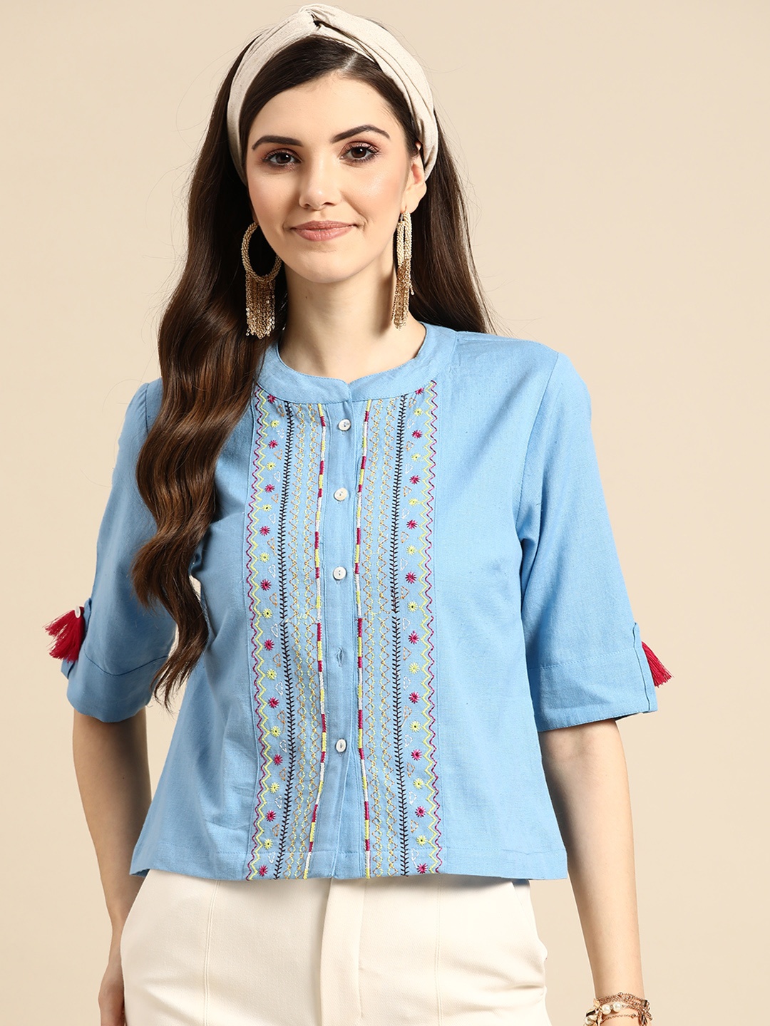 Sangria Blue & Magenta Geometric Print Mandarin Collar Roll-Up Sleeves Shirt Style Top
Sangria Blue & Magenta Geometric Print Mandarin Collar Roll-Up Sleeves Shirt Style Top
