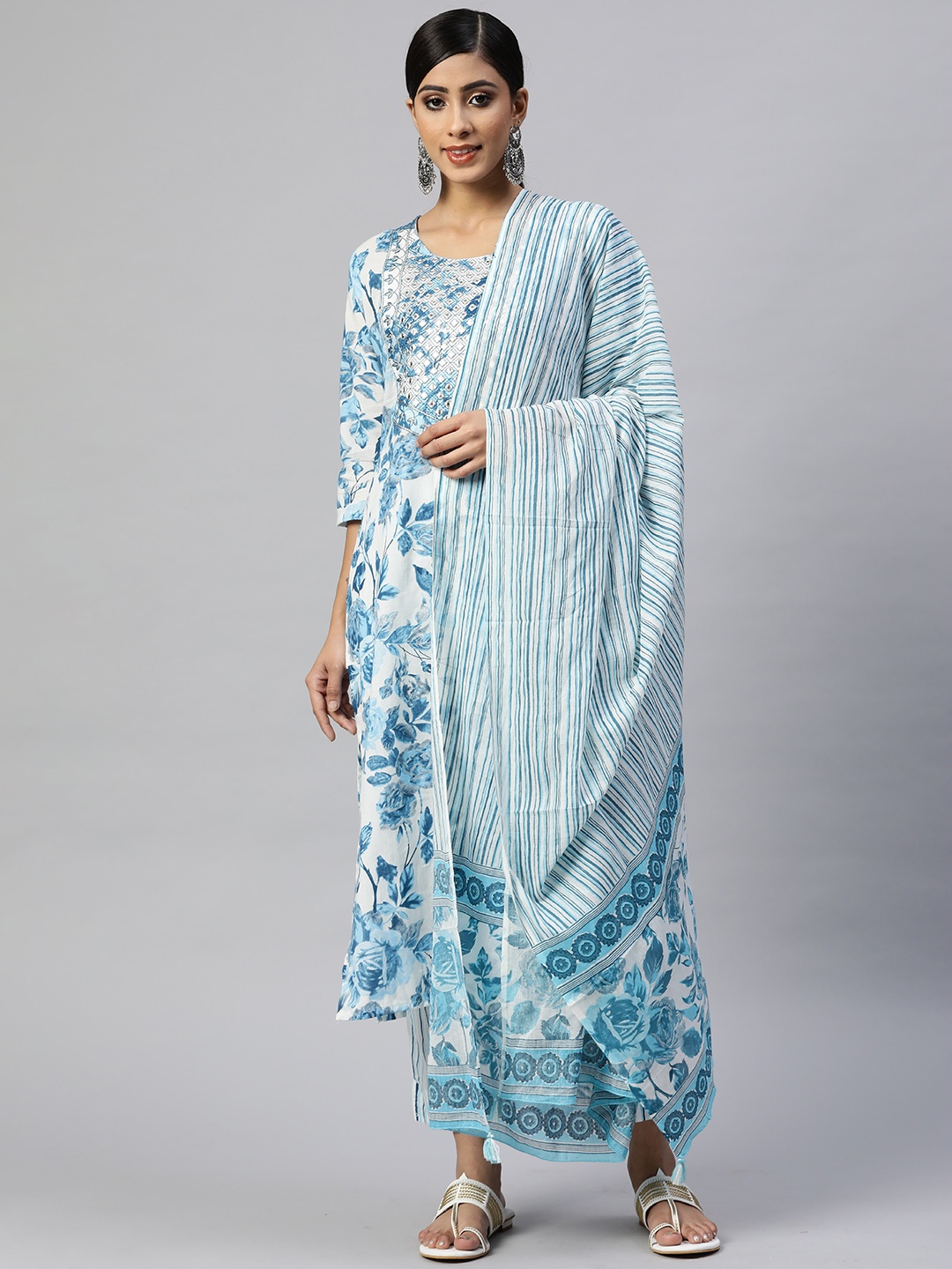 Readiprint Fashions Women Blue Floral Mirror Work Cotton Kurta with Palazzos & Dupatta
Readiprint Fashions Women Blue Floral Mirror Work Cotton Kurta with Palazzos & Dupatta