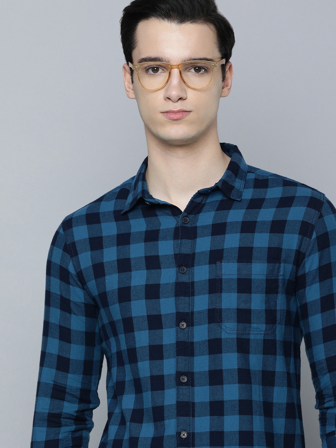 Flying Machine Men Slim Fit Buffalo Checks Opaque Pure Cotton Casual Shirt, Navy blue
Flying Machine Men Slim Fit Buffalo Checks Opaque Pure Cotton Casual Shirt, Navy blue
