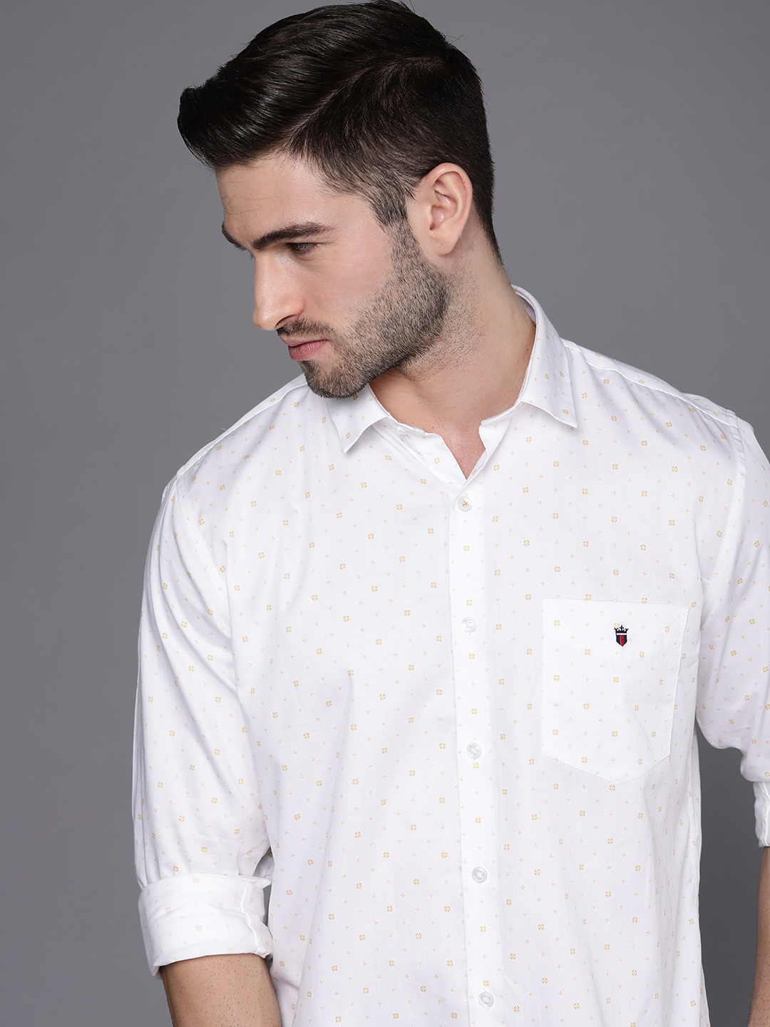 Louis Philippe Sport Men White & Mustard Yellow Slim Fit Printed Pure Cotton Casual Shirt
Louis Philippe Sport Men White & Mustard Yellow Slim Fit Printed Pure Cotton Casual Shirt