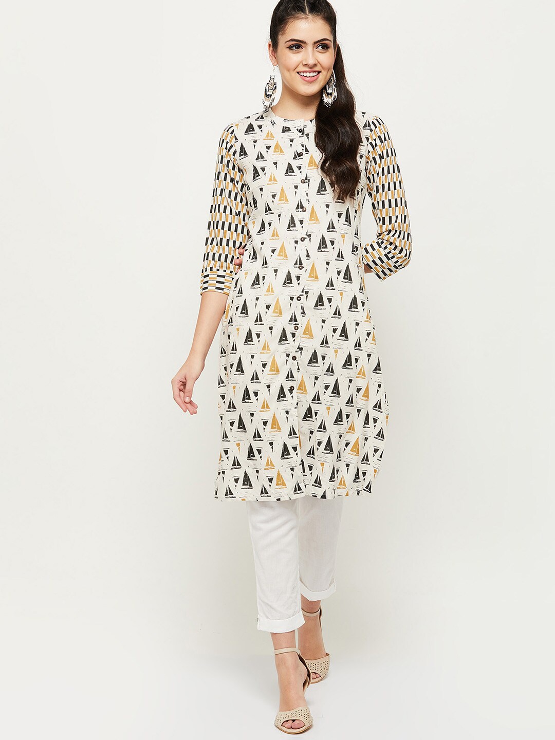 max Women Off White Floral Printed Kurta