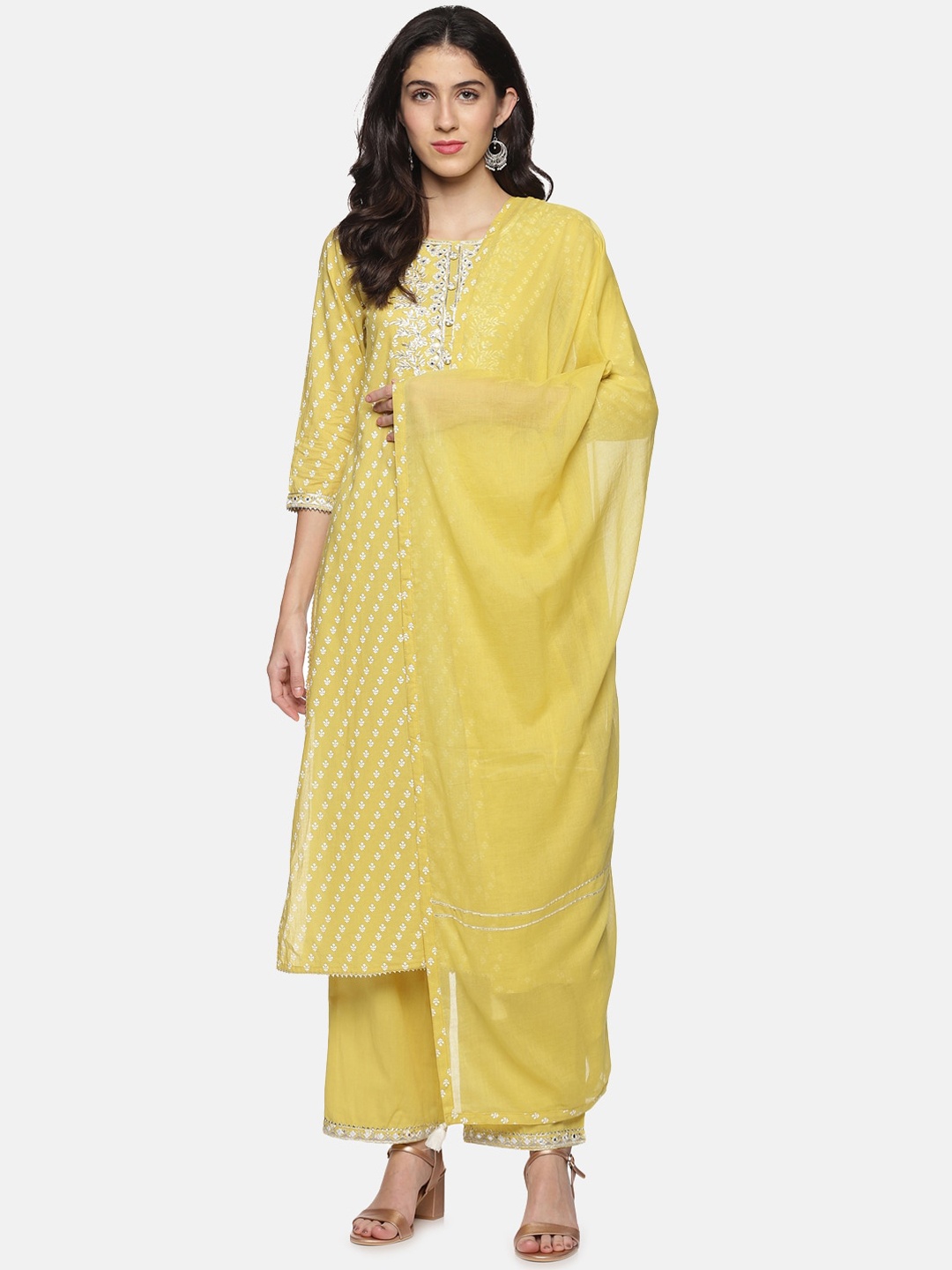 Palakh Women Yellow Floral Yoke Design Thread Work Pure Cotton Kurti with Palazzos & With Dupatta
Palakh Women Yellow Floral Yoke Design Thread Work Pure Cotton Kurti with Palazzos & With Dupatta
