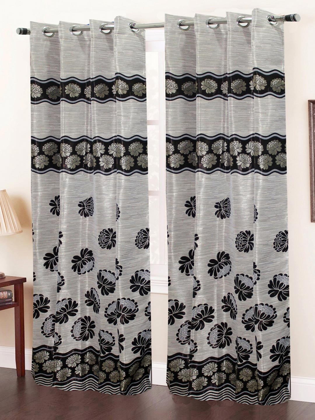 Homefab India Grey & Black Room Darkening Floral Pint Long Door Curtain 9 Feet Set Of 2
Homefab India Grey & Black Room Darkening Floral Pint Long Door Curtain 9 Feet Set Of 2