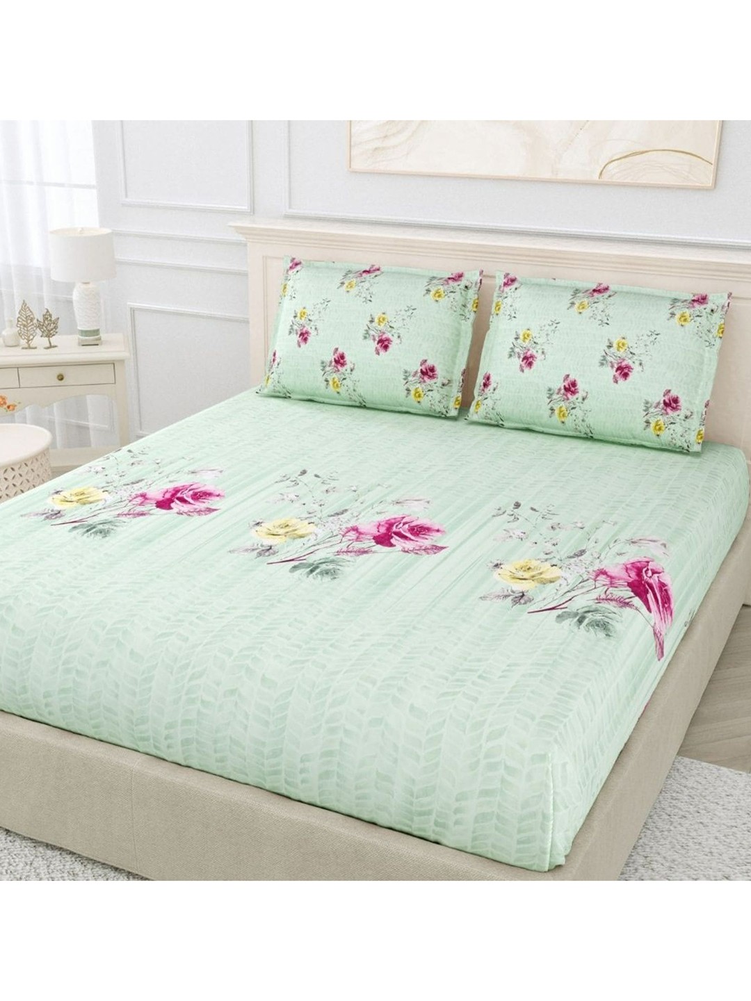 haus & kinder Green & Purple Floral Rouge Roseate 186 TC King Bedsheet with 2 Pillow Covers
haus & kinder Green & Purple Floral Rouge Roseate 186 TC King Bedsheet with 2 Pillow Covers