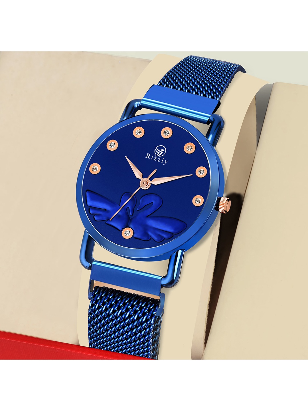 Septem Women Blue Patterned Dial & Blue Stainless Steel Bracelet Style Straps Analogue Watch
Septem Women Blue Patterned Dial & Blue Stainless Steel Bracelet Style Straps Analogue Watch