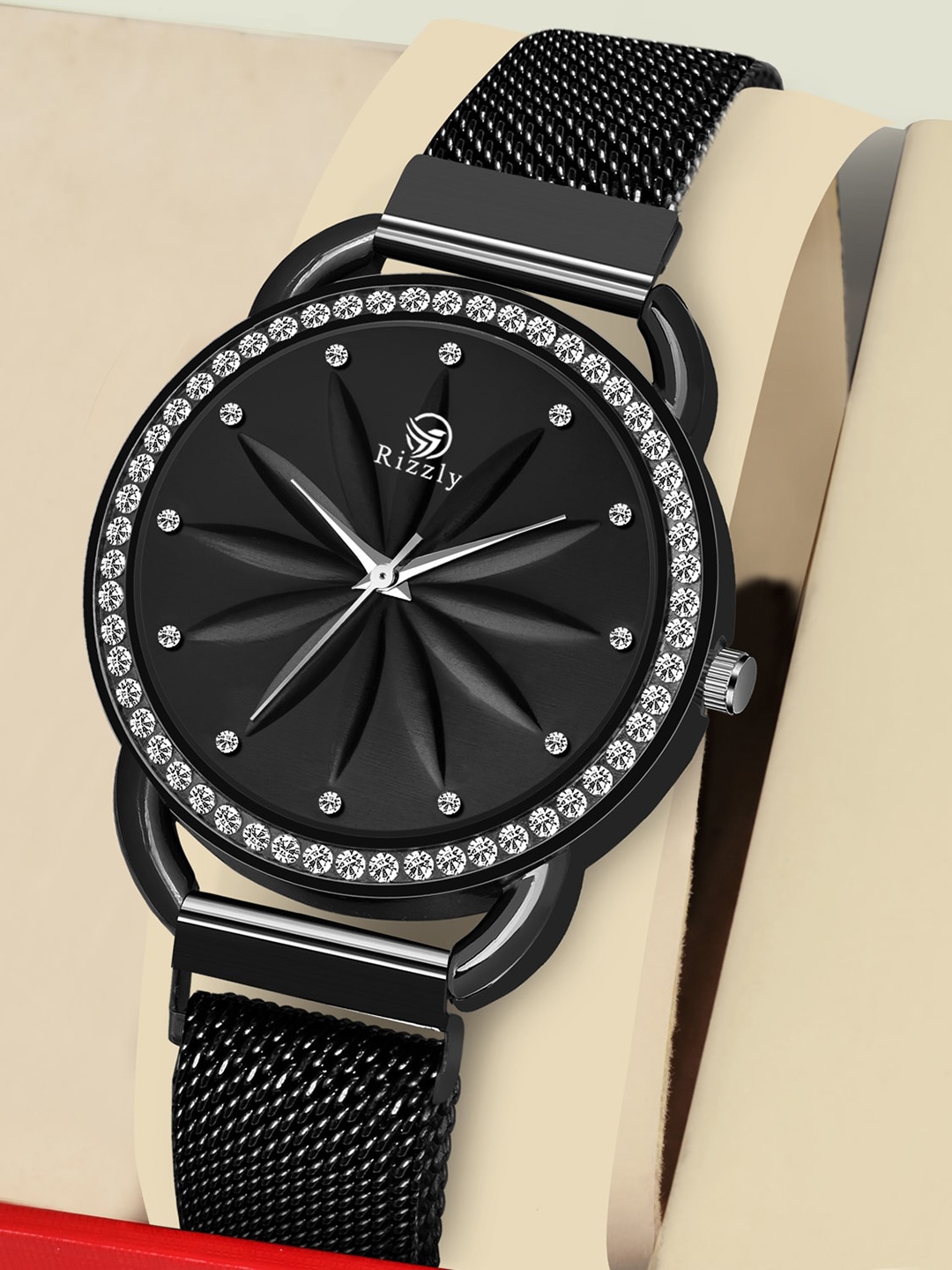 Septem Women Black Embellished Dial & Stainless Steel Wrap Around Straps Analogue Watch
Septem Women Black Embellished Dial & Stainless Steel Wrap Around Straps Analogue Watch