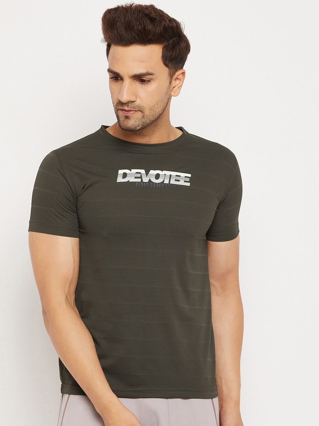 FirstKrush Men Olive Green Typography T-shirt
