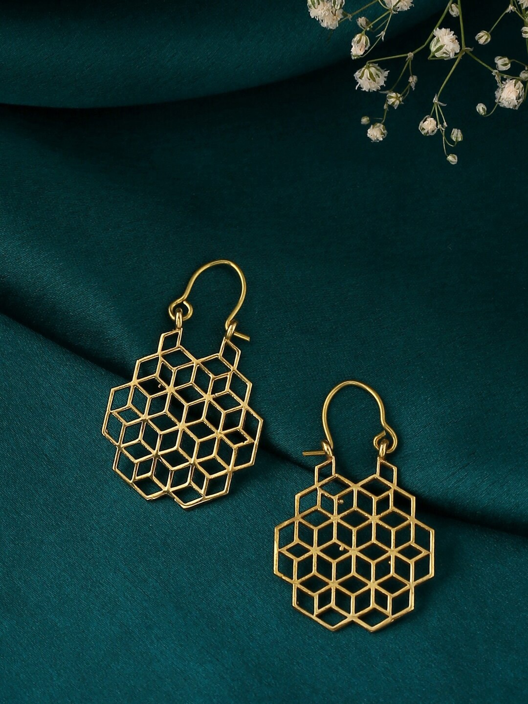 kashwini Gold-Toned Contemporary Drop Earrings